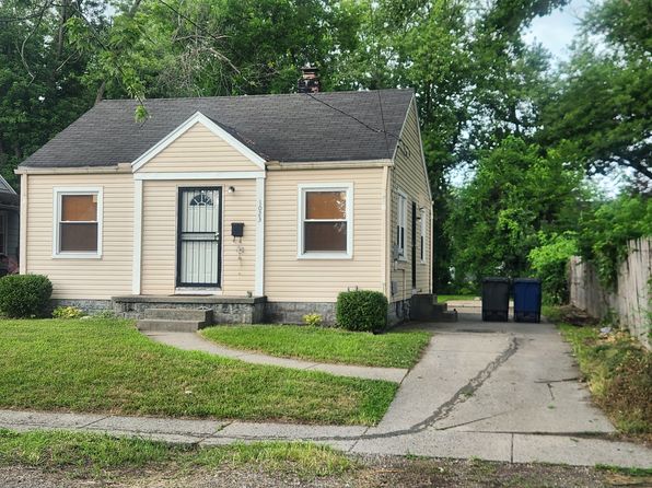 1023 Broer Ave