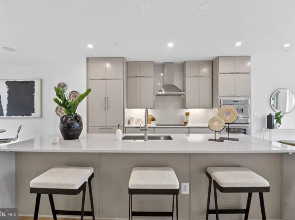 5348 Zenith Overlook, Bethesda, MD 20816