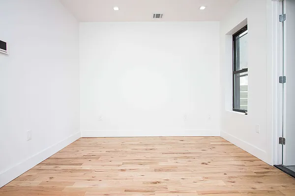 Rented by Nooklyn NYC LLC | media 7