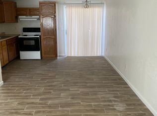 210 W Roger Rd APT 8, Tucson, AZ 85705