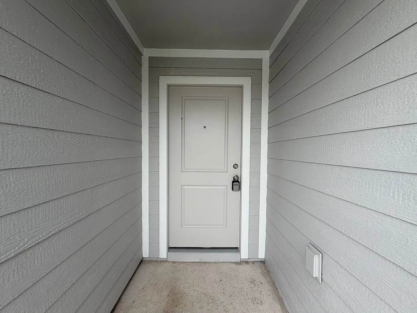 Now Leasing Brand New 4BR Home with Loft & Resort Amenities! — Photo 2