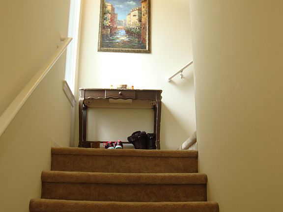 5th image of 27088 Carrington Pl