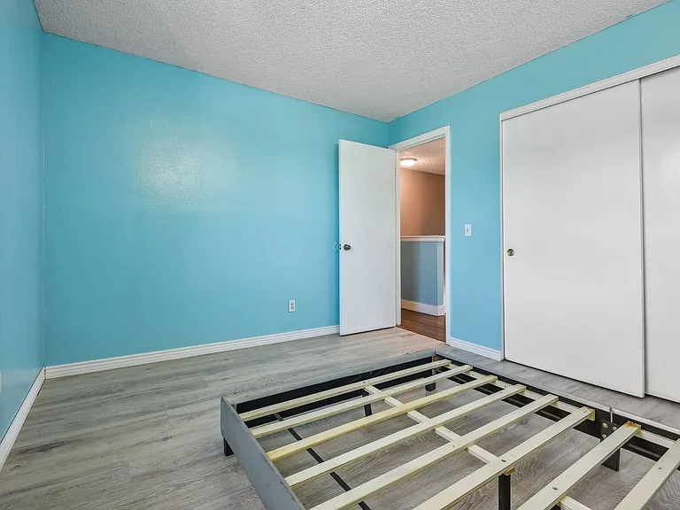 8218 Washington St #6 — Photo 15