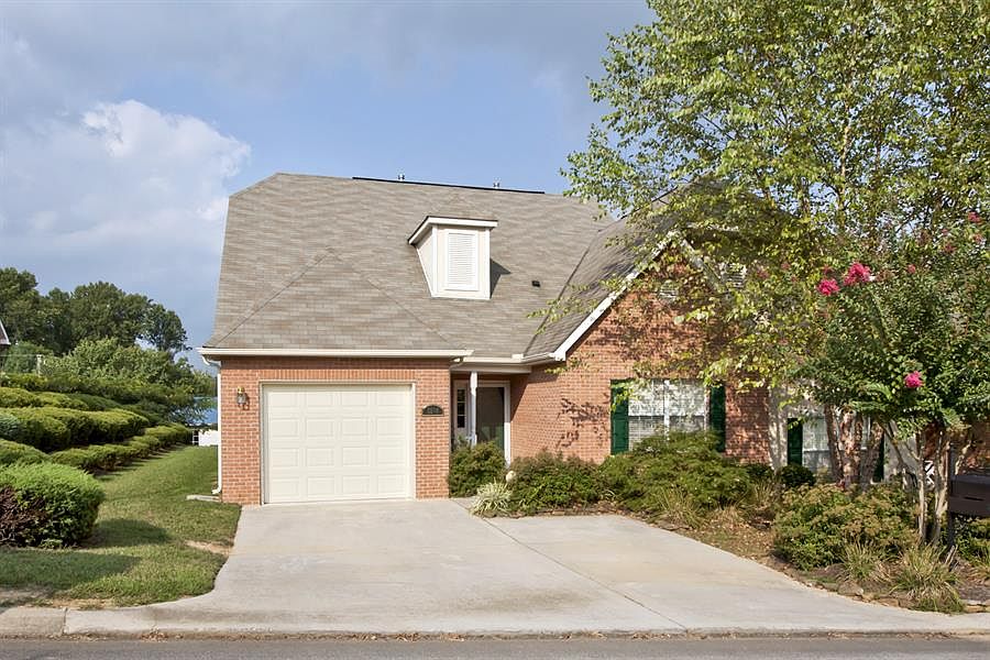 1st image of 5944 Round Hill Ln