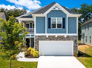 38 Tyrian Dr, Greenville, SC 29607