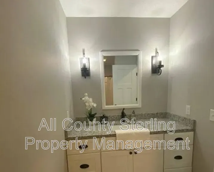 20 SW 5th St — Photo 9