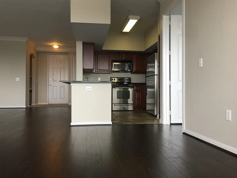 7575 Kirby Dr #2420 — Photo 7