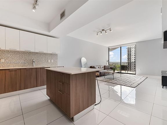 2nd image of 5252 NW 85th Ave APT 1005