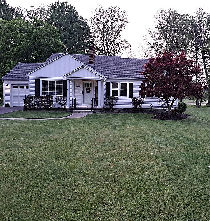 1st image of 4925 Meadowbrook Rd