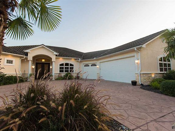 3rd image of 227 Winged Foot Dr