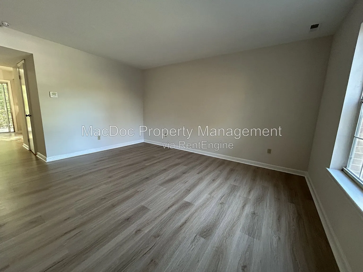2 bed, 2.5 bath, 1024 sqft, $1,745 — Photo 4