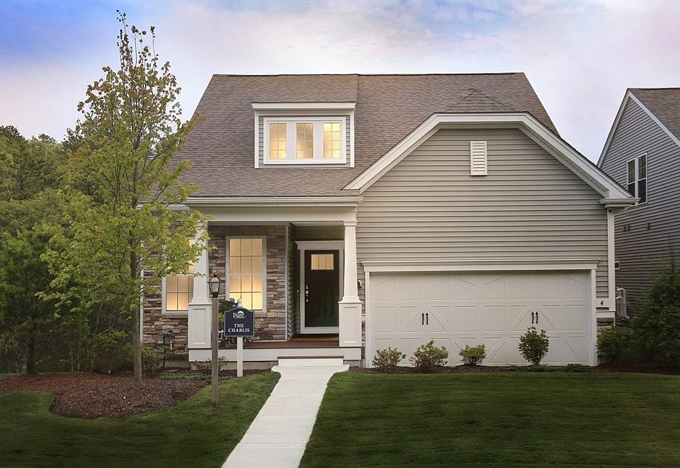 1st image of 19 Sandtrap Cir #11