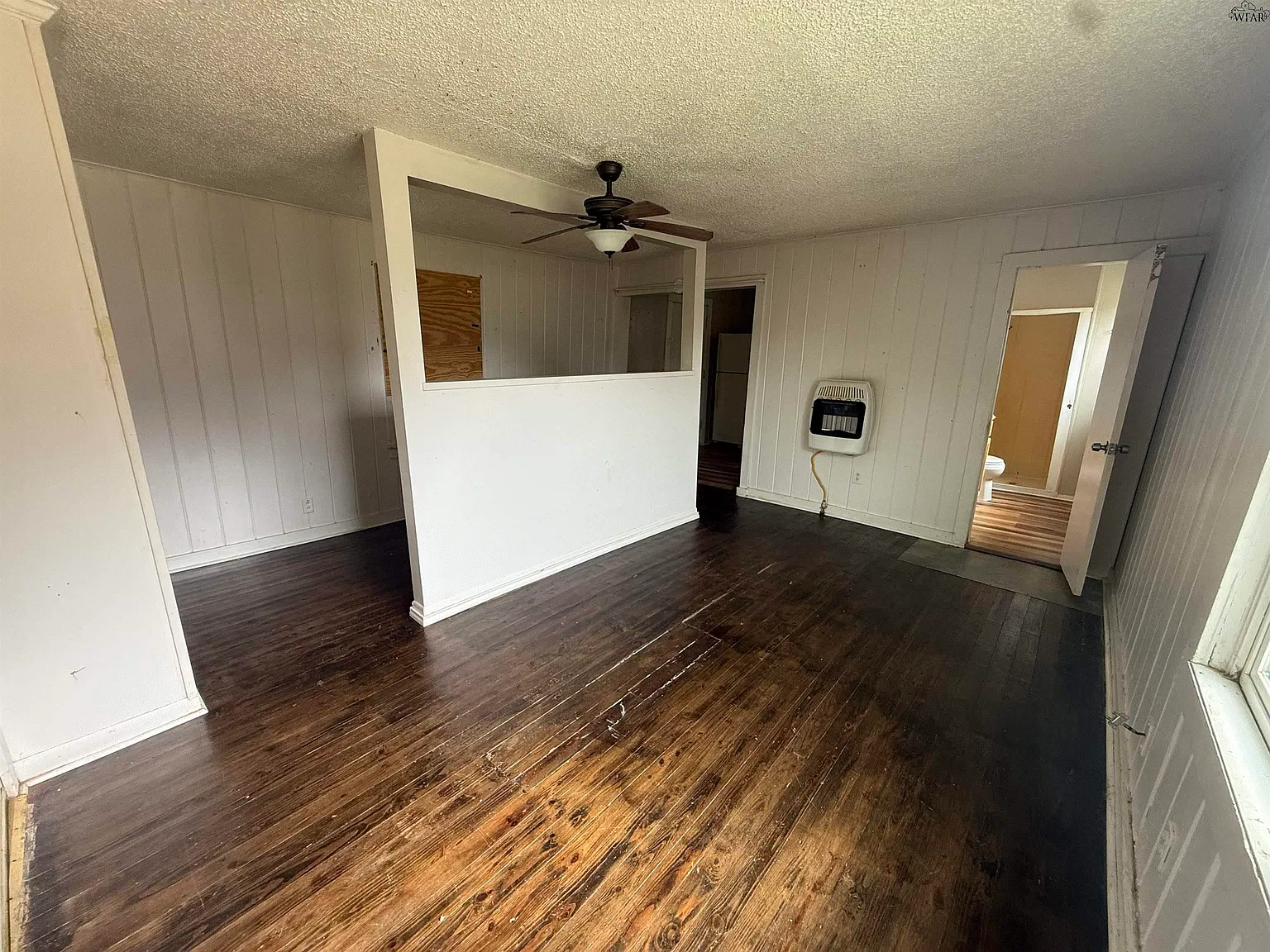1 bed, 1.0 bath, 442 sqft, $595 — Photo 2