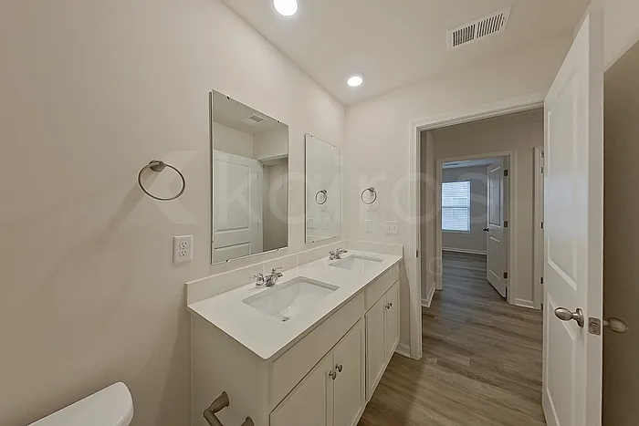 113 Inez Ave — Photo 19