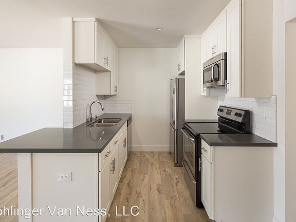 5th image of 17450 Van Ness Ave APT 1