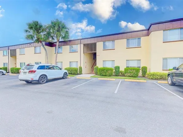 603 N Keene Rd #P-4, Clearwater, FL 33755