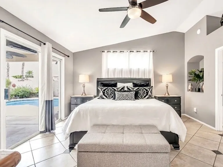 8741 W Acapulco Ln — Photo 12