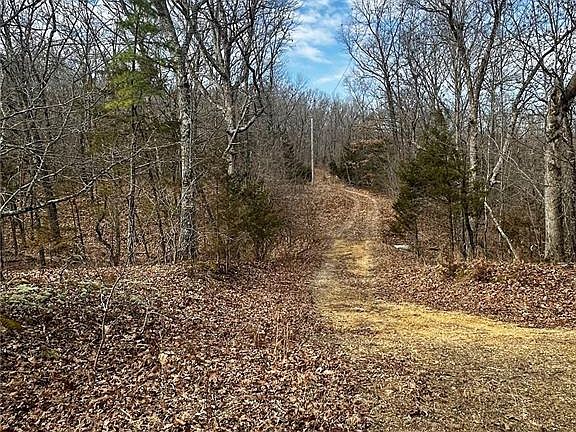 2nd image of 1920 Lake Forest Dr