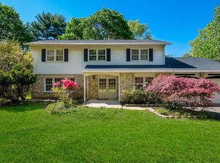 1086 Gravel Hill Rd, Southampton, PA 18966