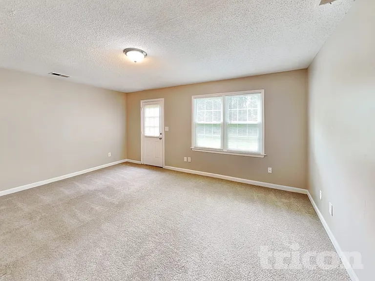 5219 Glendora Ct — Photo 16
