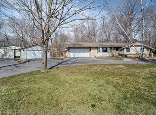 6908 7 Mile Rd, Racine, WI 53402