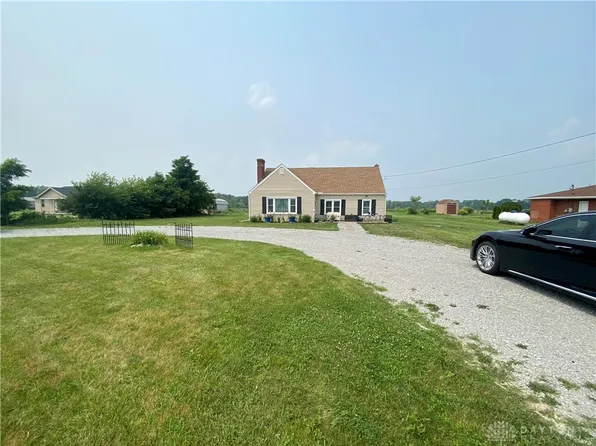 9409 W State Route 571, Laura, OH 45337