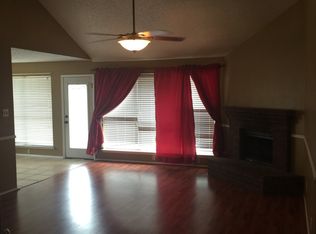 6308 Brookcrest Dr, Arlington, TX 76018