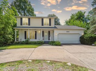 2315 W Mount Hope Ave, Lansing, MI