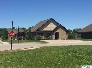 34 Canterbrook Dr, Trinity, AL 35673