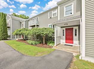 48 Evergreen Rd #214, Leeds, MA 01053