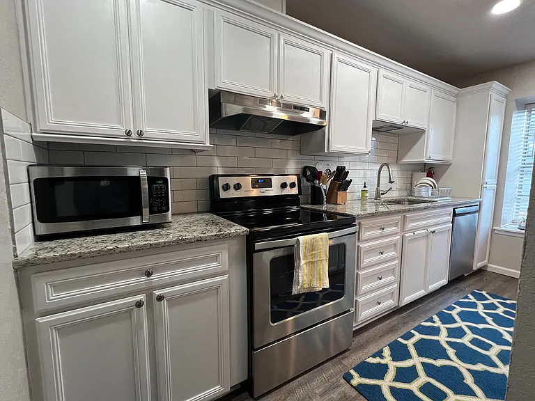 168 Barilla Pl #202-B — Photo 9