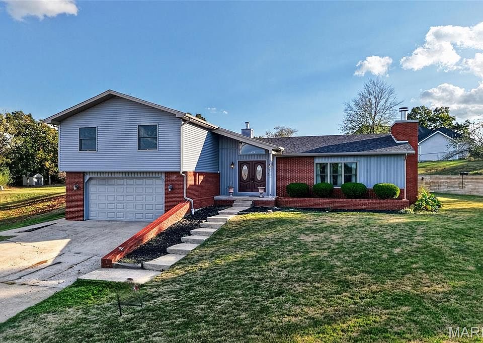 1st image of 106 Meadow Ln