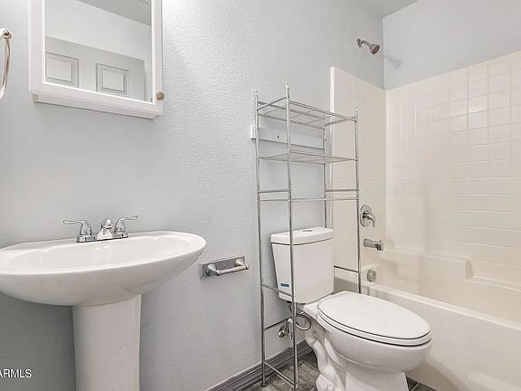 5th image of 4410 S 12th Dr #1
