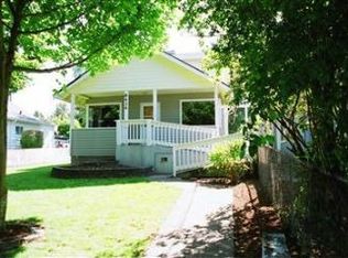 8434 17th Ave SW, Seattle, WA 98106