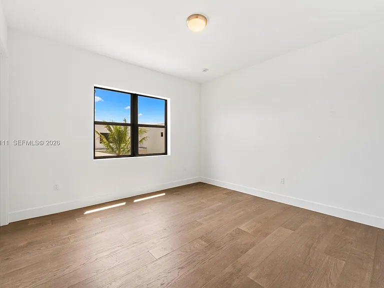 16700 Botaniko Dr N — Photo 13