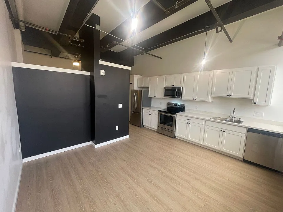 The Bank - 2300 10th Ave. (25 Unit Luxury Apartments)