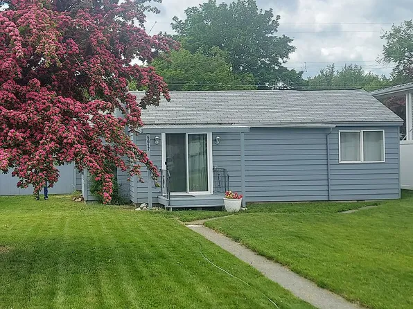 5617 N Wall St, Spokane, WA 99205