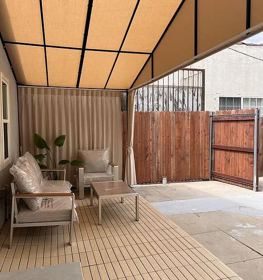 946 S Lucerne Blvd — Photo 3