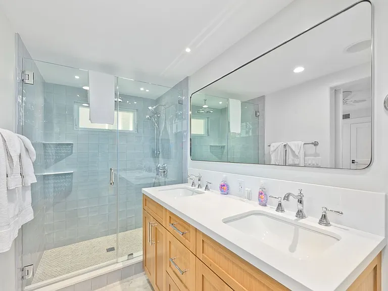 206 Adams St #A — Photo 21