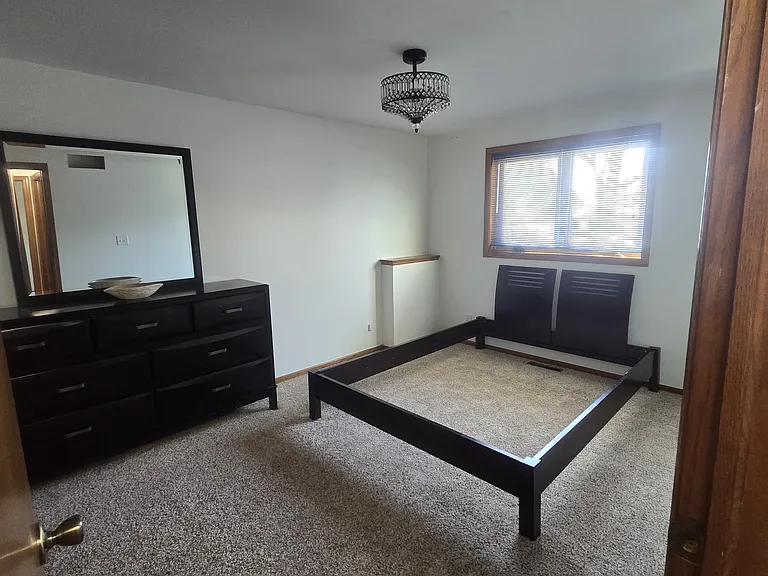 8145 S White Oak Dr — Photo 16