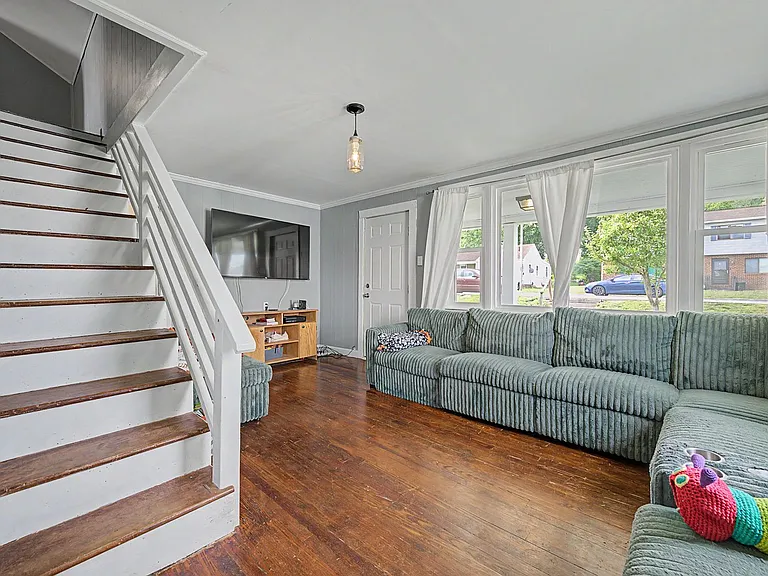 314 Clement St — Photo 17