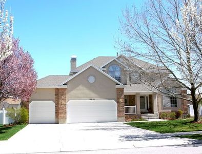 9701 S Sweet Blossom Dr, South Jordan, UT, 84095