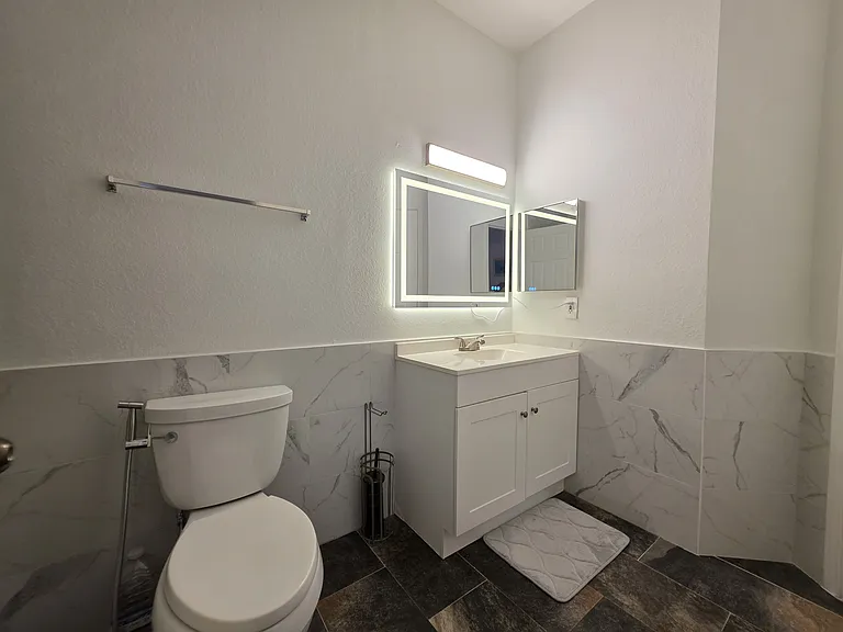 2171 Portofino Pl #27-225 — Photo 32