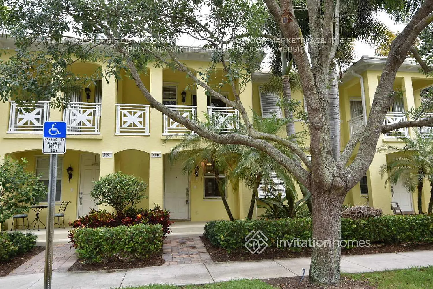 3199 E Community Dr Jupiter, FL 33458 — Photo 2