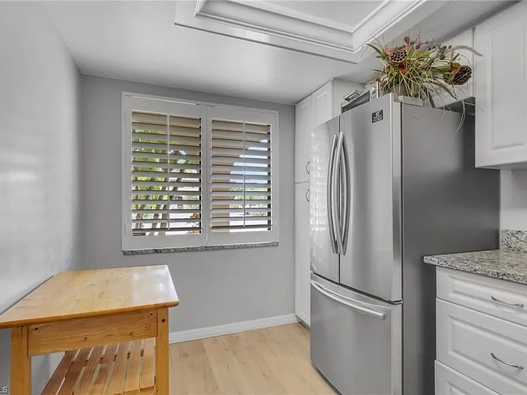 9861 Alabama St #3 — Photo 7