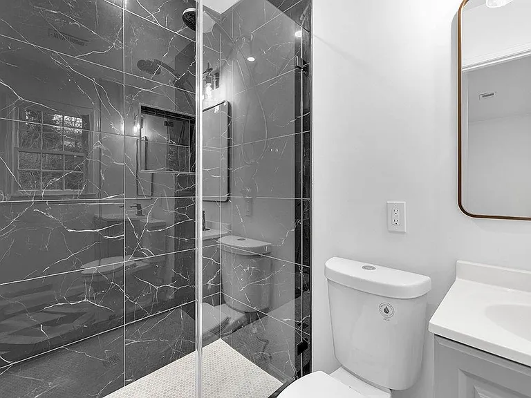 1253 Dunwoody Ln — Photo 20