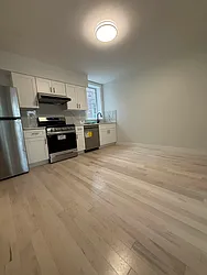 302 Irving Avenue, #1