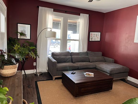 5th image of 1810 E Spring St