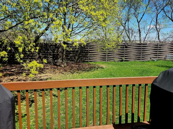 2504 Greenway Vw, Madison, WI 53713