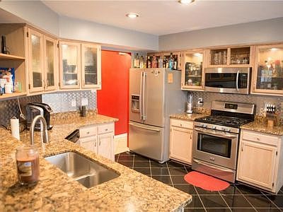 153 Canterbury Run Newport News VA 23602 Zillow